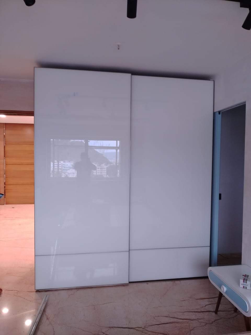 collection-range-of-designs-ideas-pictures-for-lacquer-glass-wardrobes-top-brand-in-noida-greater-noida-india